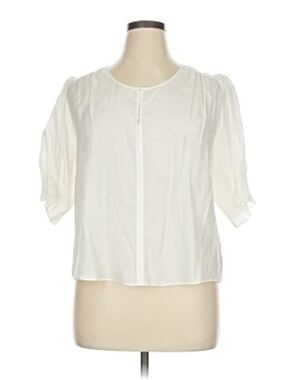 NWT Women's White Puff Sleeve lightweight Blouse